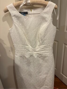 Donna Ricco White Textured Sleeveless Sheath Dress